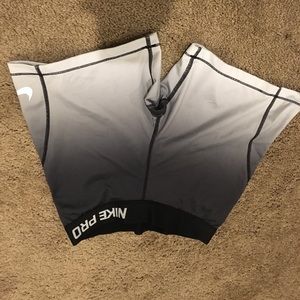 Ombré Nike spandex